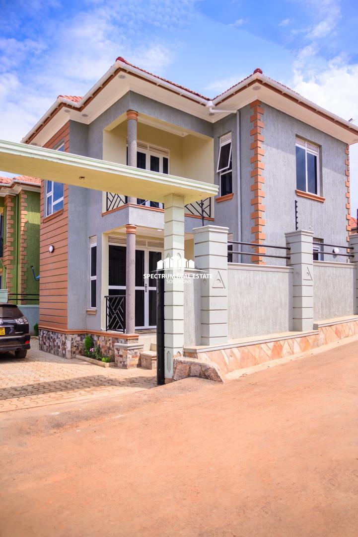 House for sale in Kyanja Kampala