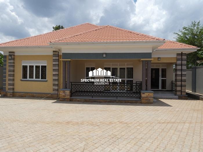 House for sale in kira-bulindo