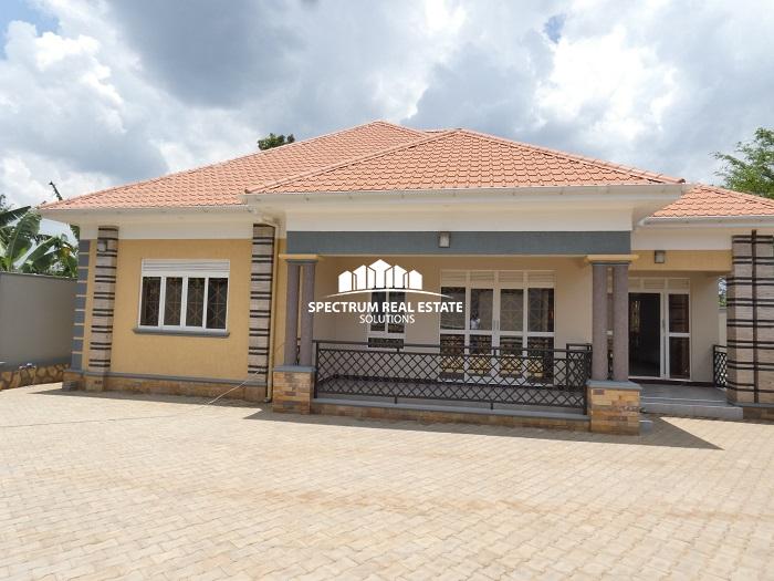 House for sale in kira-bulindo