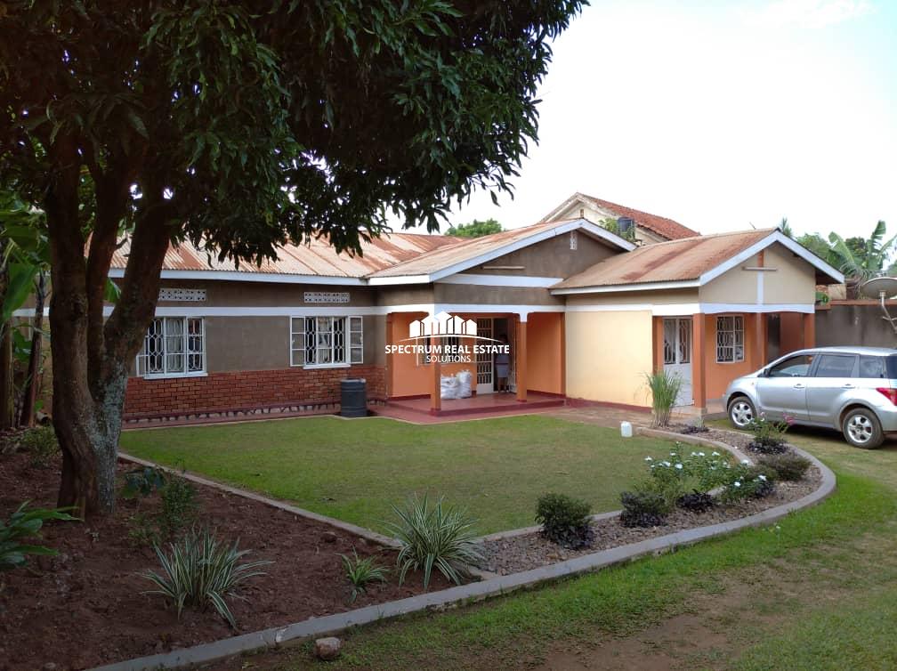 House for sale in Bukoto Kampala