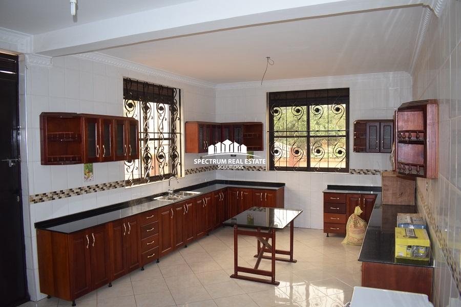 House for sale in Muyenga Kampala