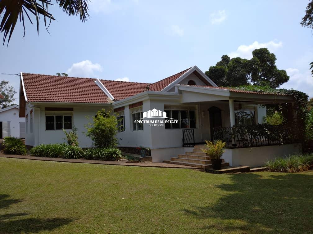 house for sale in Kisaasi Kampala Uganda