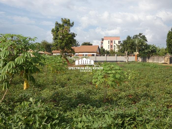 Land for sale in Kiwatule Kampala
