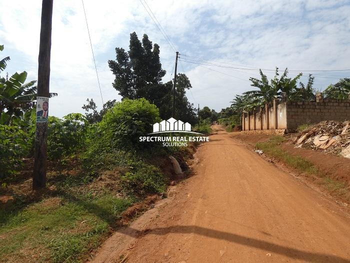 2 Acres land for sale in Lubowa Kampala