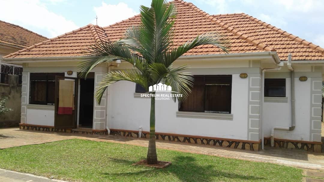 House for sale in Akright Estate Entebbe Road