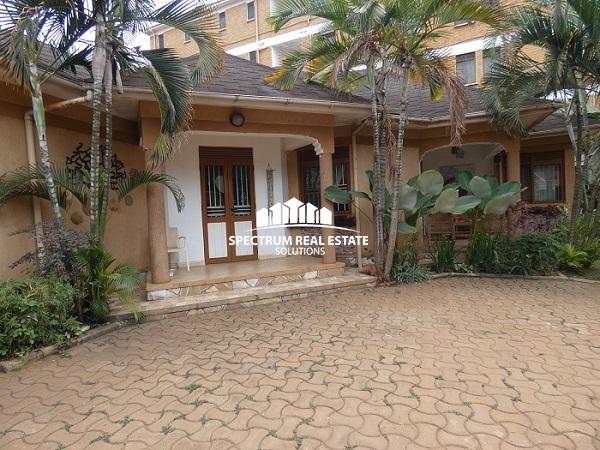 house for sale in Bukoto Kampala