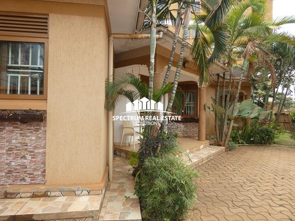 house for sale in Bukoto Kampala