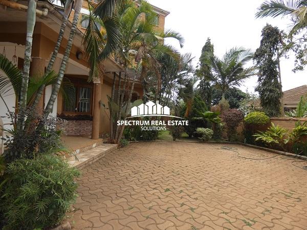 house for sale in Bukoto Kampala