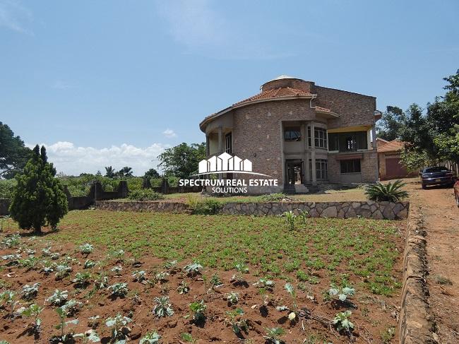 House for sale in Entebbe town