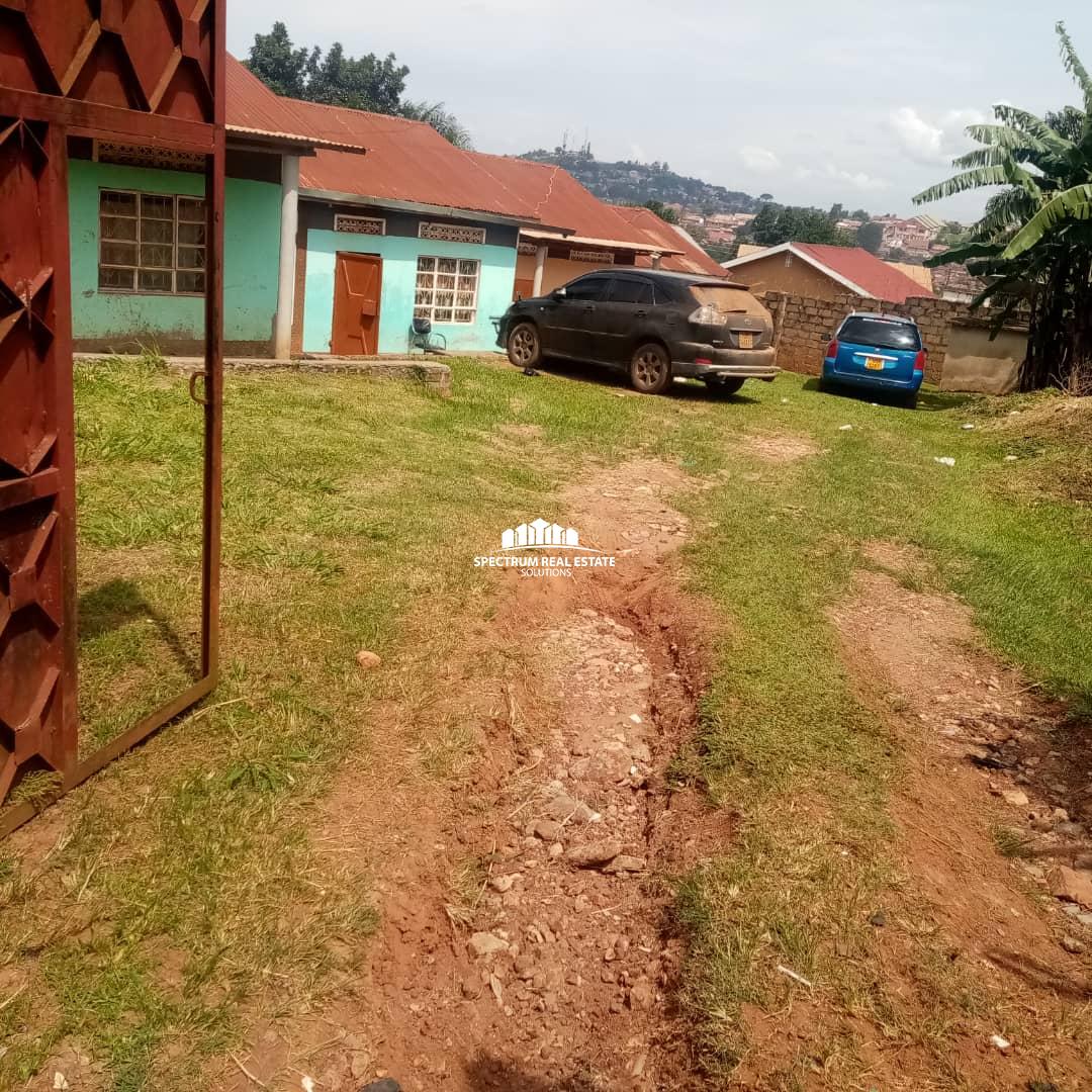 Land for sale in Makerere Kampala