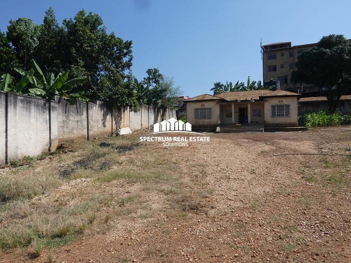 Land for sale in old Kampala Bakuli