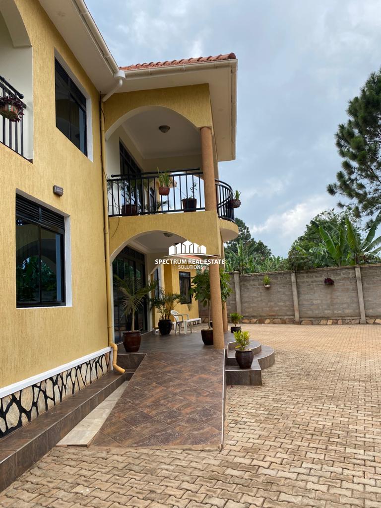 House for sale in Sonde Namugongo Kampala.