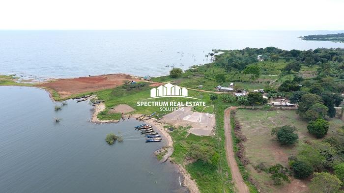 land for sale in Garuga Entebbe road