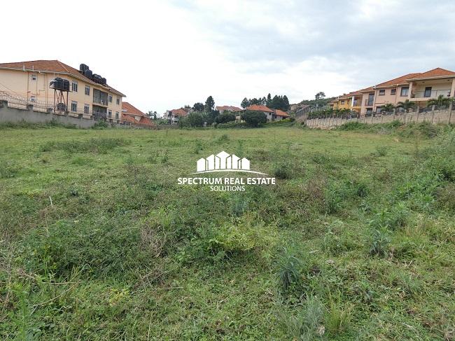 Land for sale in Lubowa Kampala