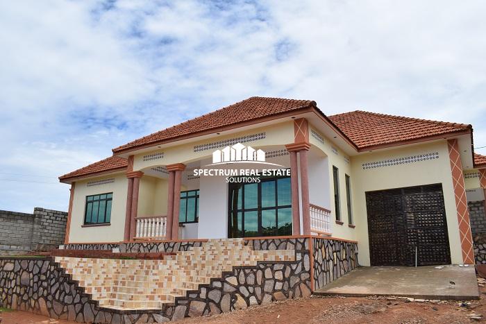 House for sale in Namulanda Entebbe road