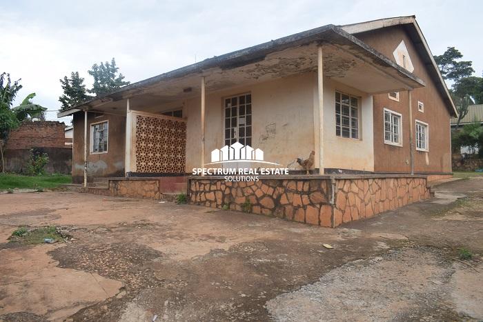 Land for sale in Bukoto Kampala