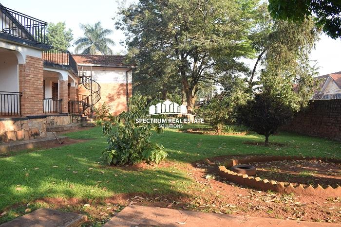 Land for sale in Muyenga Kampala