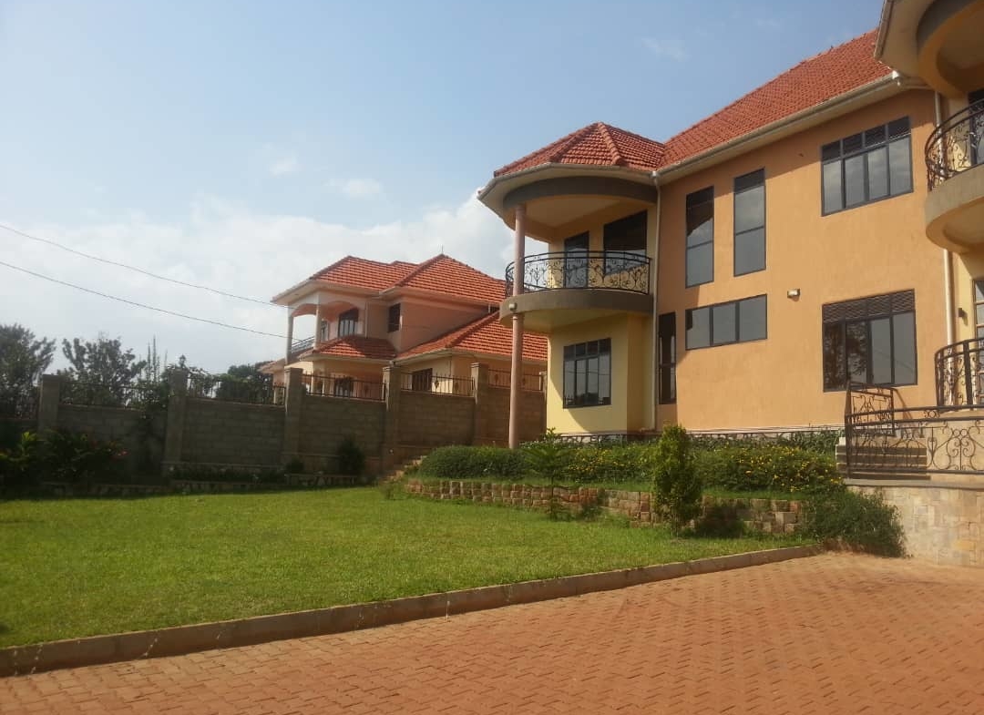 house for sale in Akright Estate Entebbe road