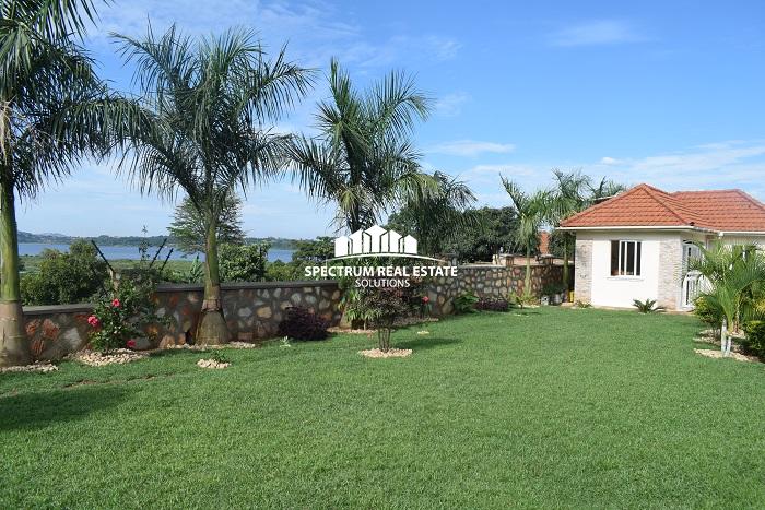 5 bedrooms residential house for sale in Garuga Kampala