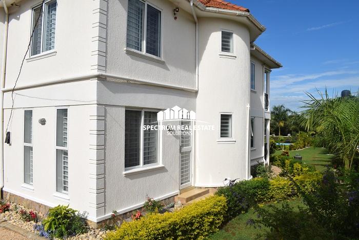 5 bedrooms residential house for sale in Garuga Kampala