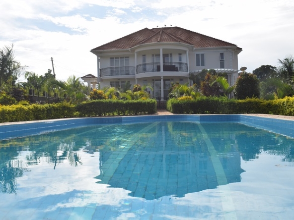 5 Bedrooms Residential house for sale in Garuga Kampala