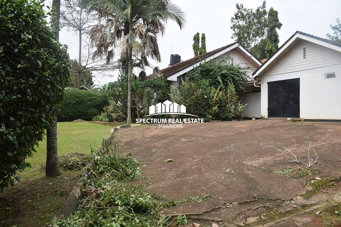 This house for sale in Kiwafu Estate Muyenga Kampala