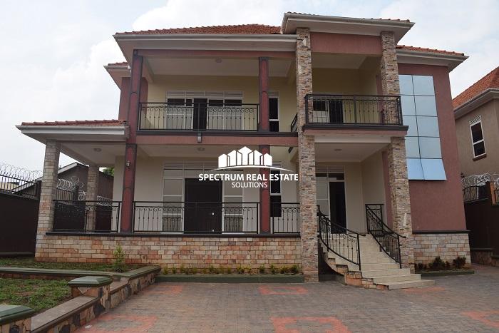 beautiful houses for sale in Kyanja Kampala Uganda