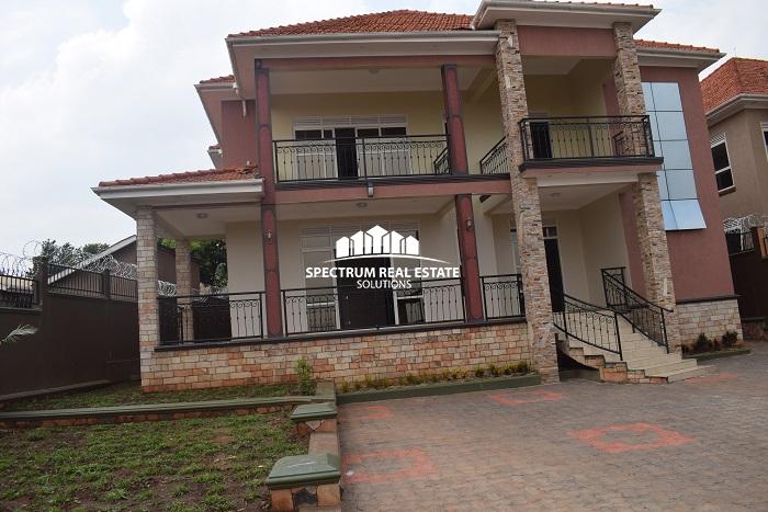 beautiful houses for sale in Kyanja Kampala Uganda