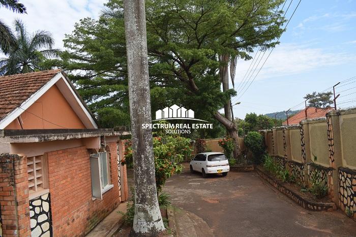 Land for sale in Muyenga Kampala