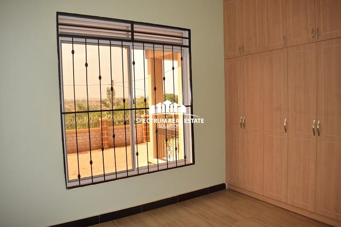 HOUSE FOR SALE IN KIRA,KAMPALA