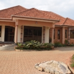 4BEDROOMS HOUSE FOR SALE IN BUWATE,KAMPALA