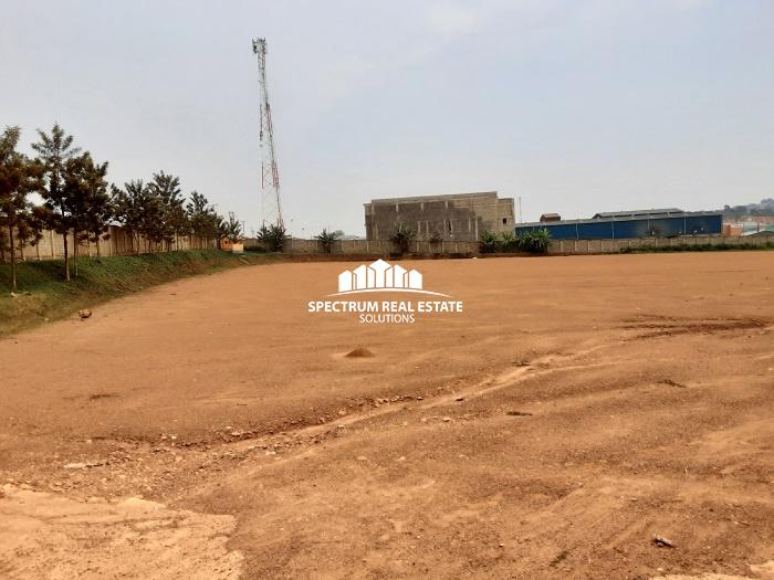 These 5 Acres are to let in Namanve industrial park Uganda
