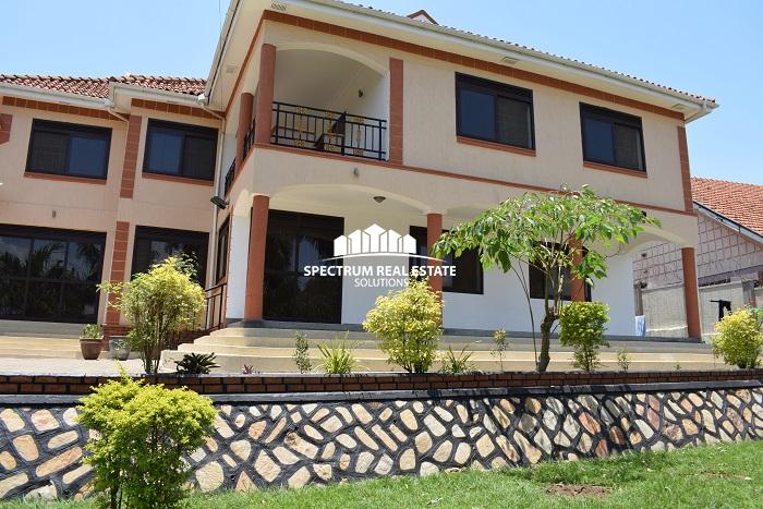 This storeyed house with swimming pool for rent in Bugolobi Kampala, Uganda