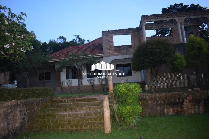 unfinished house for sale in Kiwatule Kampala, Uganda