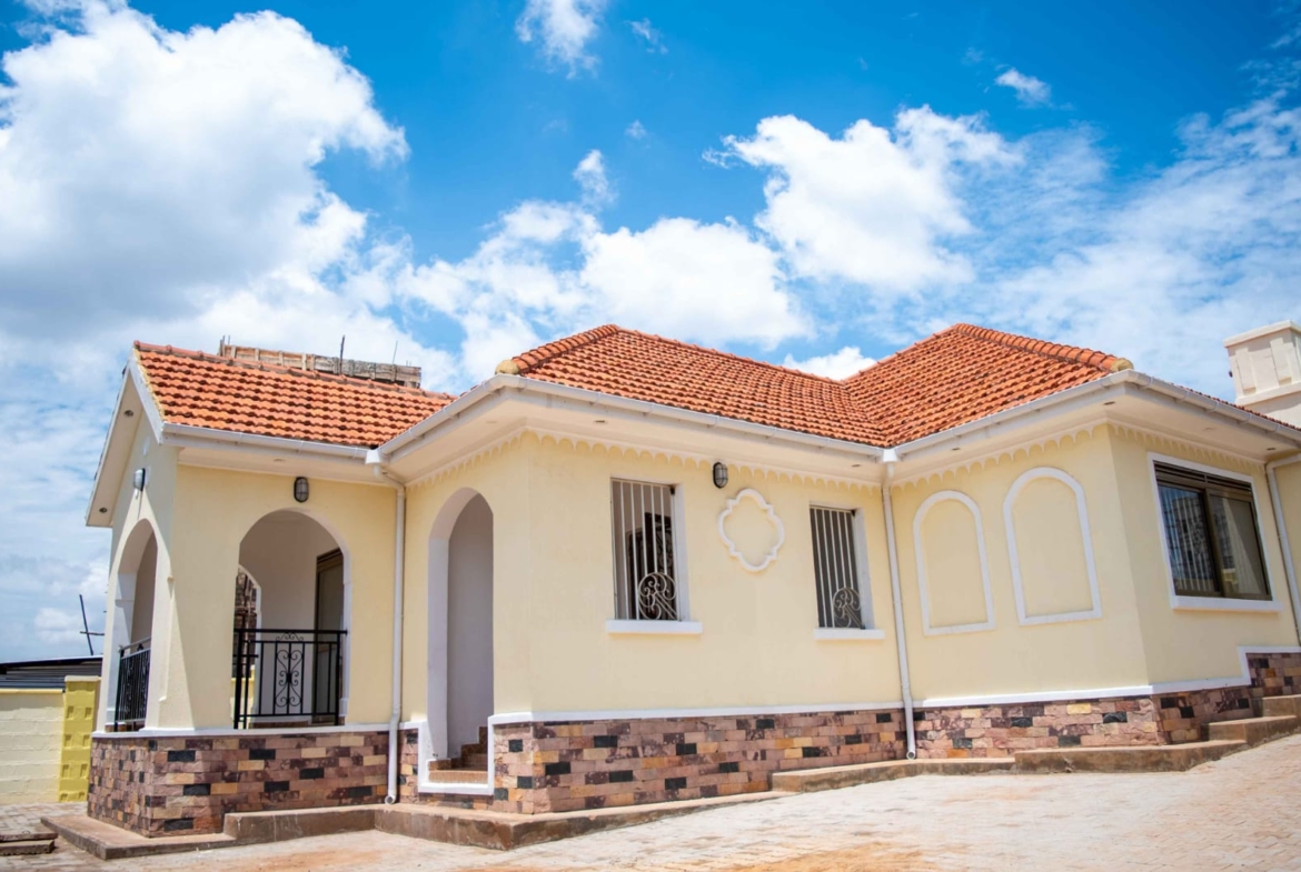 This bungalow house for sale in Kira town Kampala, Uganda