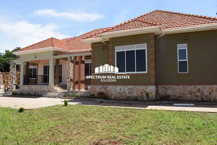 This residential house for sale in Bwebajja Entebbe road, Uganda