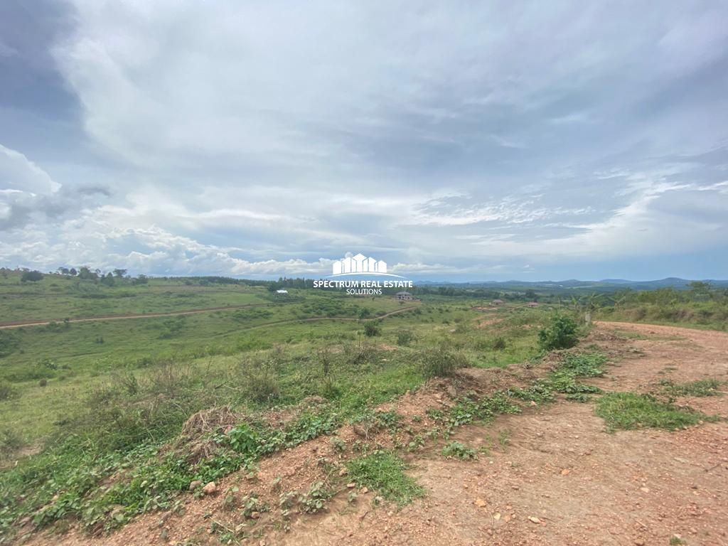 This land for sale in Kakiri, Uganda