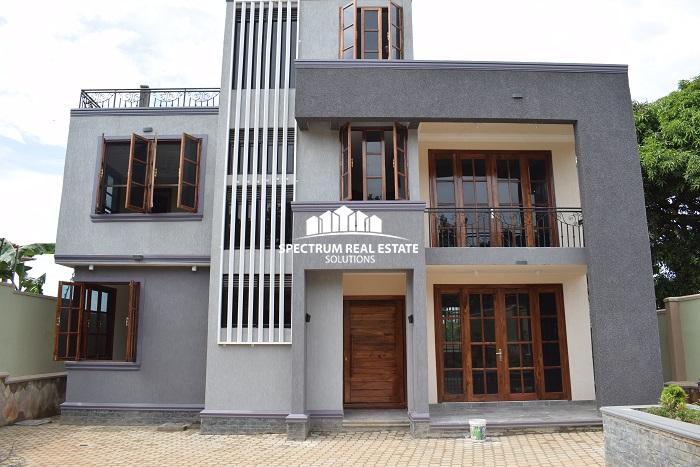 Houses for sale in Munyonyo Kampala