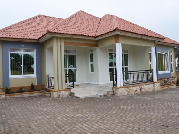 This cheap home for sale in Kitende Entebbe road