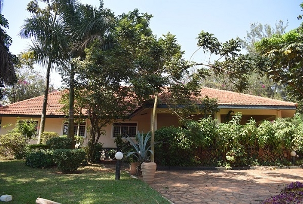 This 4 Bedrooms House for rent in Buziga Kampala Uganda