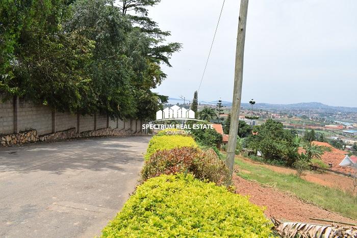This land for sale on Mutungo Hill Kampala, Uganda