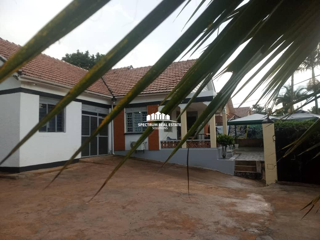 This house for quick sale in Ntinda Kampala Uganda