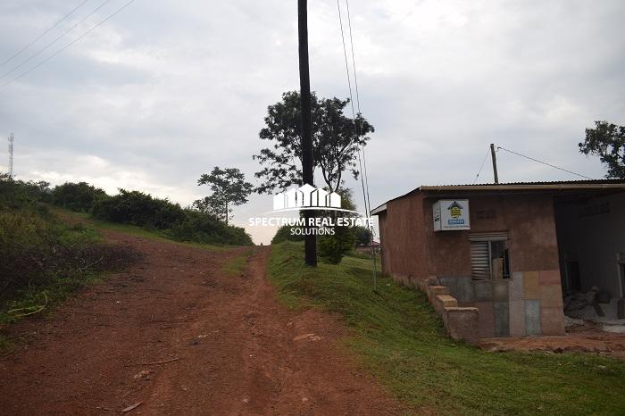 This land for sale in Mukono Jomayi Estate