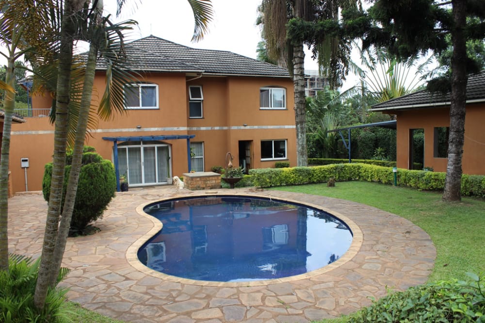 House with swimming pool for sale in Bunga Kampala