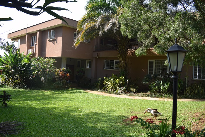 House with swimming pool for sale in Bunga Kampala