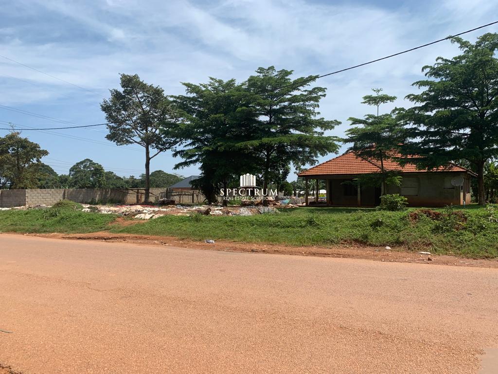 COMMERCIAL PLOT FOR SALE IN NAMUGONGO-BUTO
