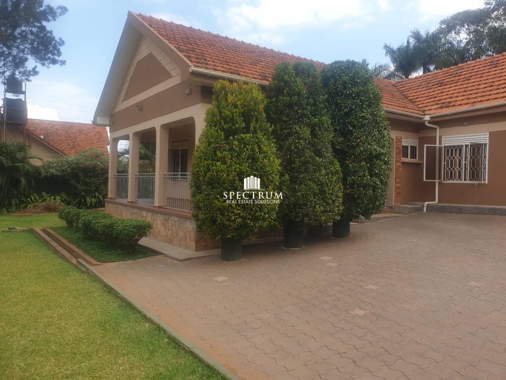 These houses for sale in Naguru Kampala Uganda