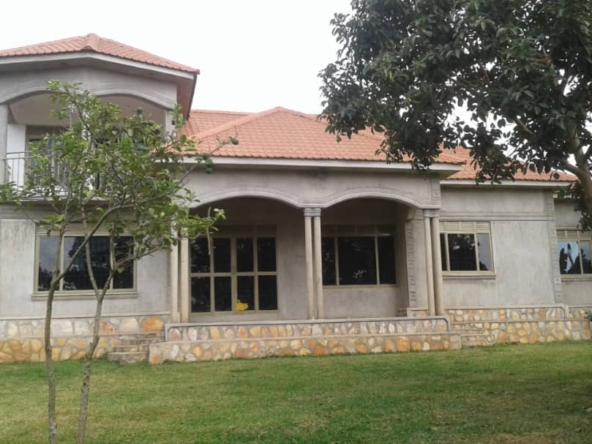 This house for sale in Nkumba Entebbe road