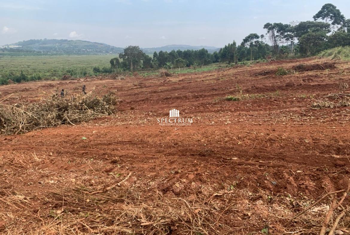 This land for sale in Sisa Nakawuka raod Entebbe