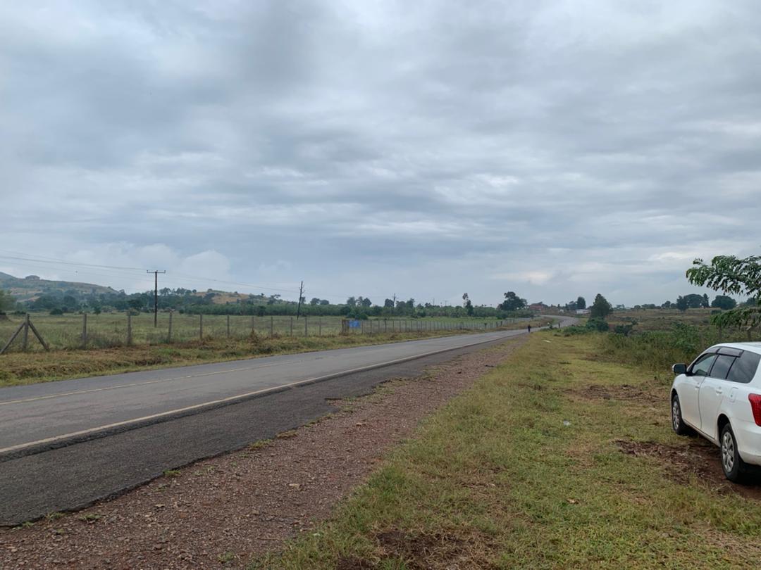 This land for sale in Busunju Hoima road Mityana district
